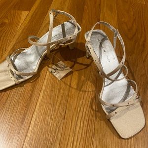 Bandolino gold sandals with crystals